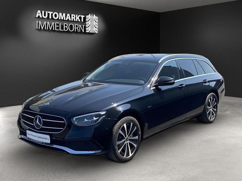 Gebraucht Mercedes E300 Avantgarde 306 PS (225 kW) 2021 Schwarz Limousine
