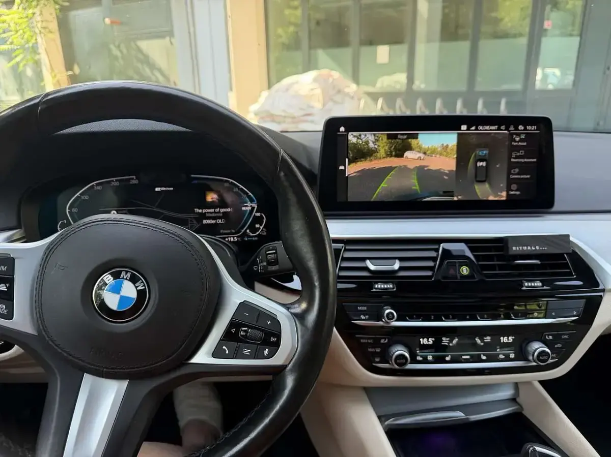 Gebraucht BMW 530e Luxury Line 292 PS (214 kW) 2020 Kombi