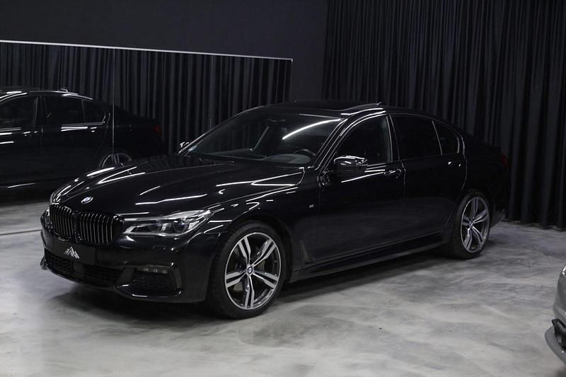 Schwarz Gebraucht 2019 BMW 740 M Sport Limousine | 39.999 € (Guter Preis) - Bild 1/4