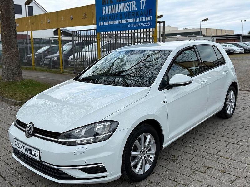 Gebraucht VW Golf VII Join 116 PS (85 kW) 2018 Weiß Limousine