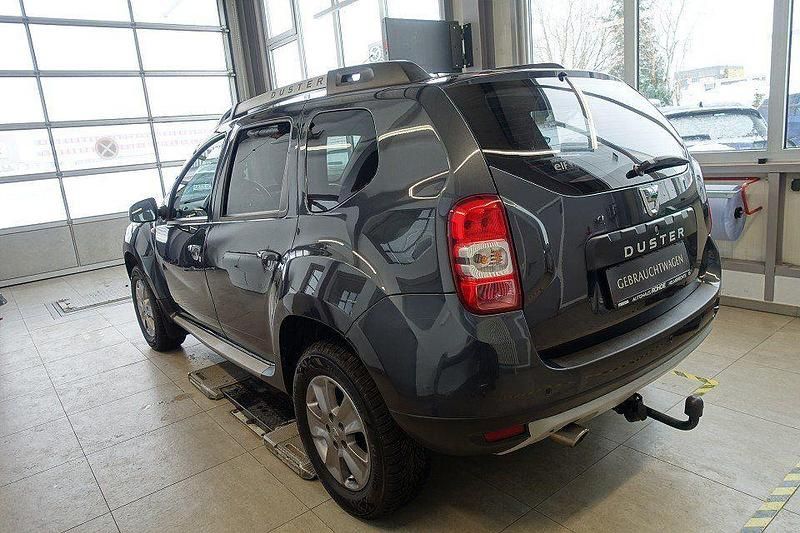 Gebraucht Dacia Duster Prestige 125 PS (91 kW) 2017 Grau SUV