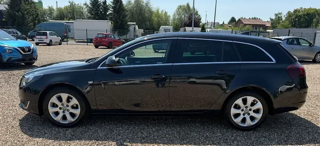 Gebraucht Opel Insignia Innovation 136 PS (100 kW) 2016 Schwarz Kombi