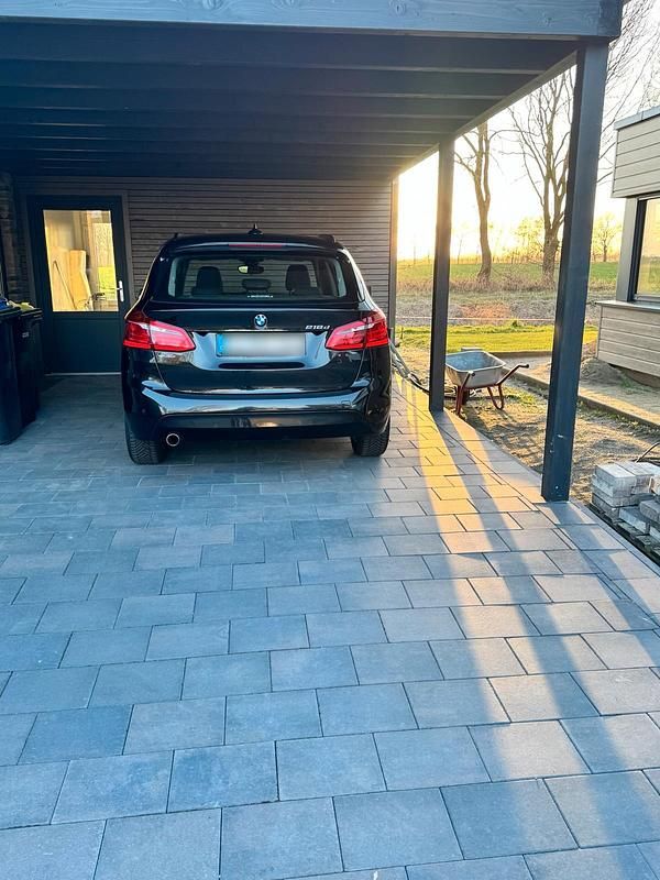 Second-hand BMW 218 150 CP (110 kW) 2017 Negru Monovolum