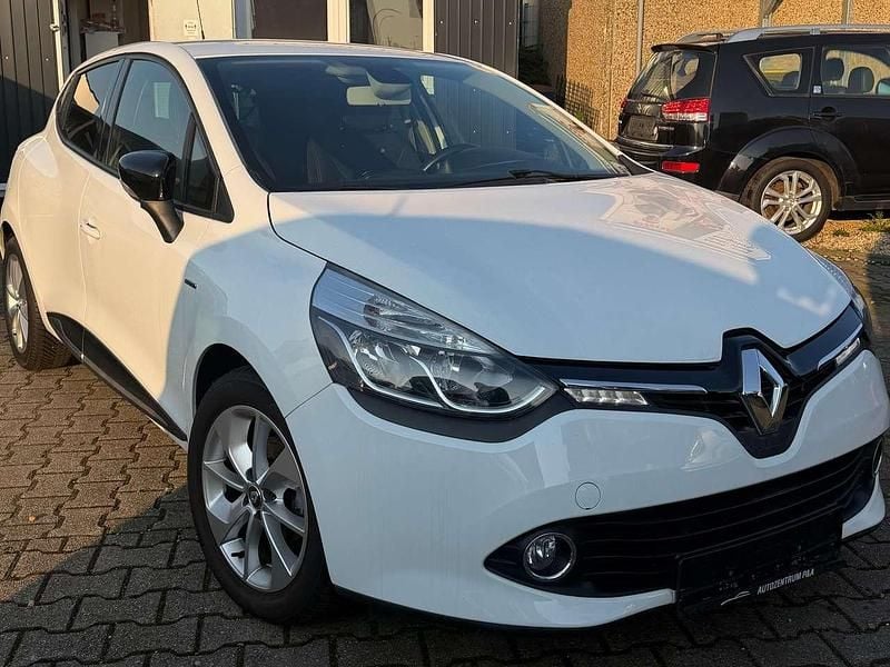 Gebraucht Renault Clio IV LIMITED 73 PS (53 kW) 2016 Gletscherweiss Kleinwagen