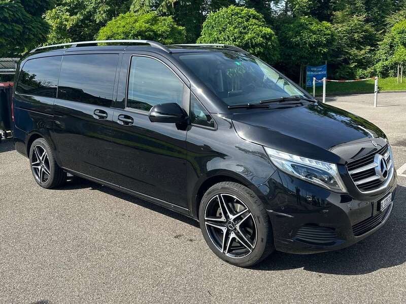 Schwarz Gebraucht 2017 Mercedes V250 Van / Kleinbus | 29.600 € (Superpreis) - Bild 1/4