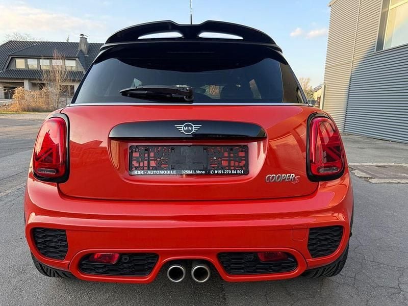 Gebraucht Mini Cooper S 192 PS (141 kW) 2019 Solaris orange metallic Kleinwagen