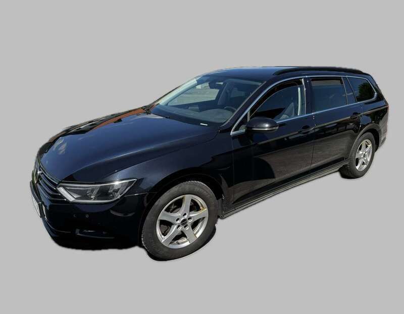 Schwarz Gebraucht 2017 VW Passat Comfortline Kombi | 12.499 € (Superpreis) - Bild 1/4