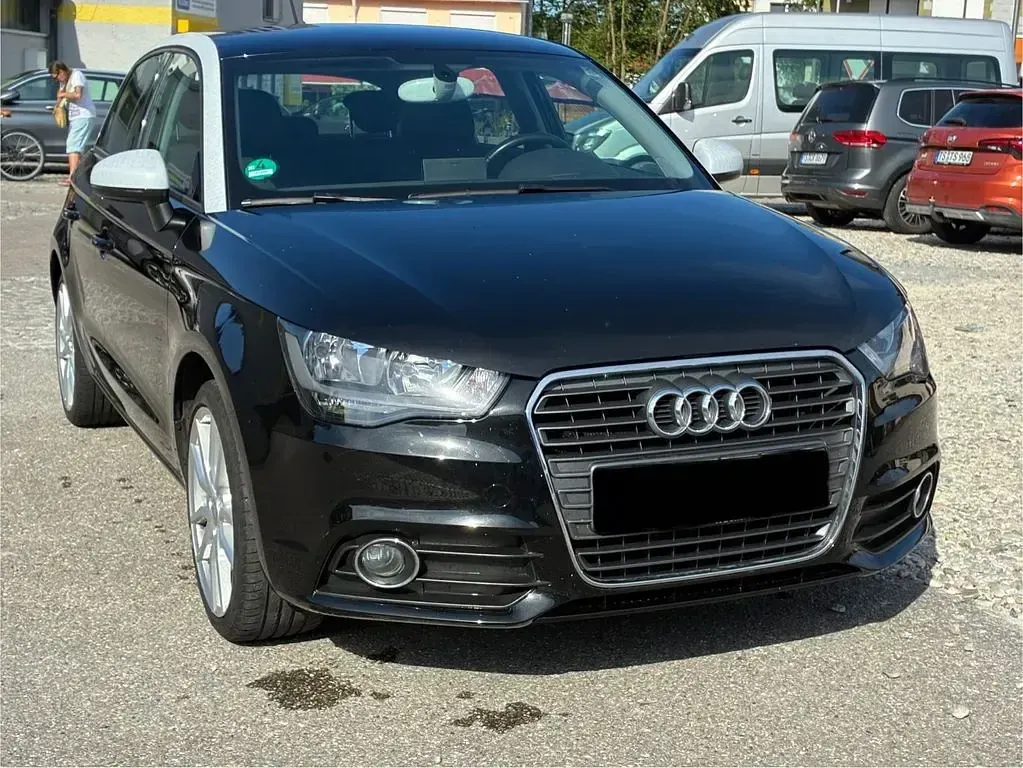 Gebraucht Audi A1 Sportback Attraction 122 PS (89 kW) 2014 Schwarz Kleinwagen