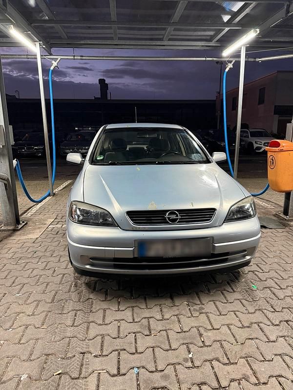 Gebraucht Opel Astra 84 PS (61 kW) 2002 Grau Limousine