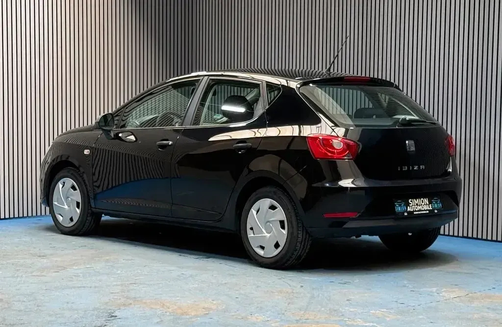 Gebraucht Seat Ibiza Reference 86 PS (63 kW) 2014 Phantomschwarz/universo black Limousine