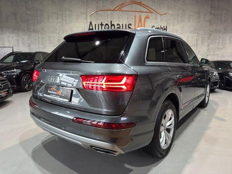 Gebraucht Audi Q7 Sport 286 PS (210 kW) 2019 Daytonagrau perleffekt SUV