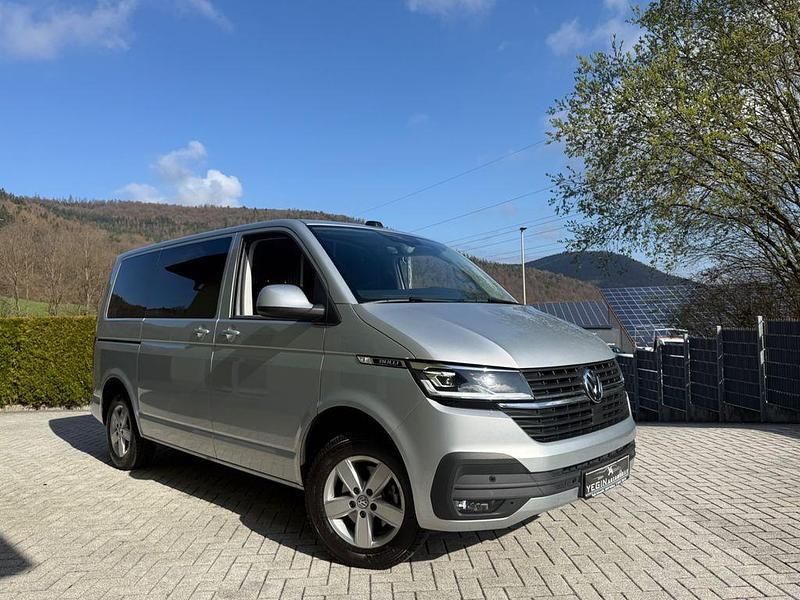 Gebraucht VW Transporter 150 PS (110 kW) 2020 Silber Van