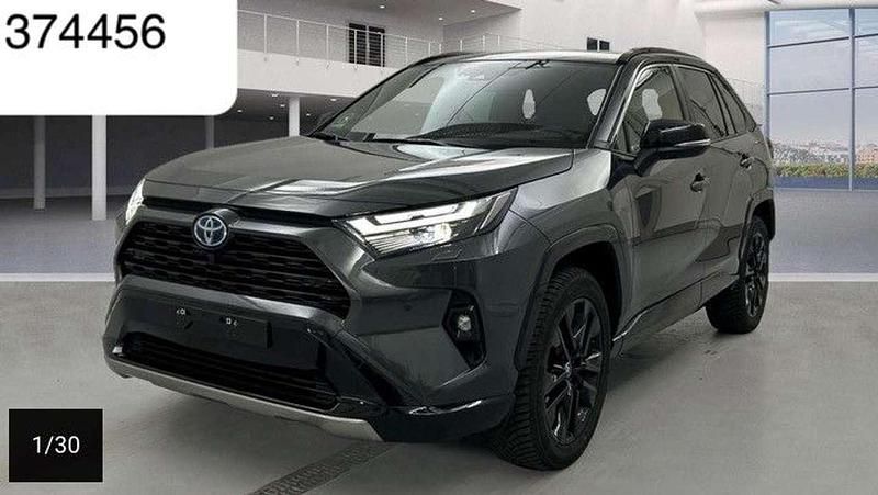 Grey metallic (1g3)/ attitude Gebraucht 2025 Toyota RAV4 Hybrid Style SUV | 41.900 € (Guter Preis) - Bild 1/4