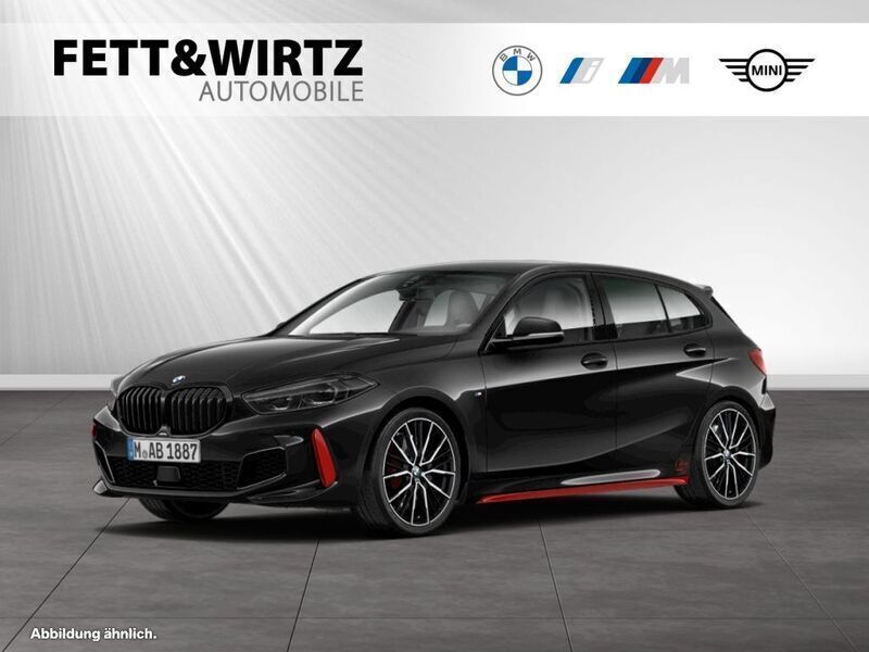 Saphirschwarz Gebraucht 2022 BMW 128 Comfort Edition Limousine | 32.790 € (Fairer Preis) - Bild 1/3