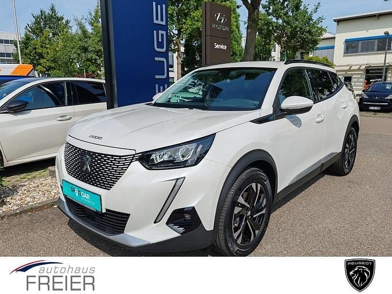 Weiß Gebraucht 2021 Peugeot e-2008 Allure SUV | 16.490 € (Guter Preis) - Bild 1/4