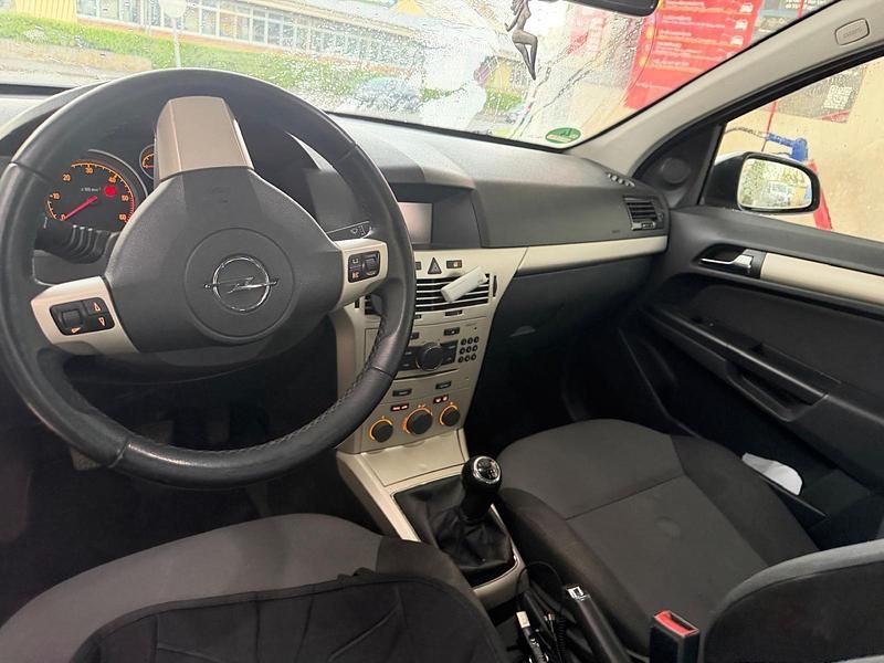 Gebraucht Opel Astra 110 PS (80 kW) 2008 Kombi