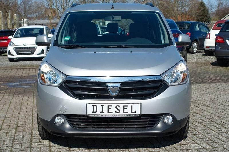 Gebraucht Dacia Lodgy Lauréate 90 PS (66 kW) 2015 Grau Van / Kleinbus