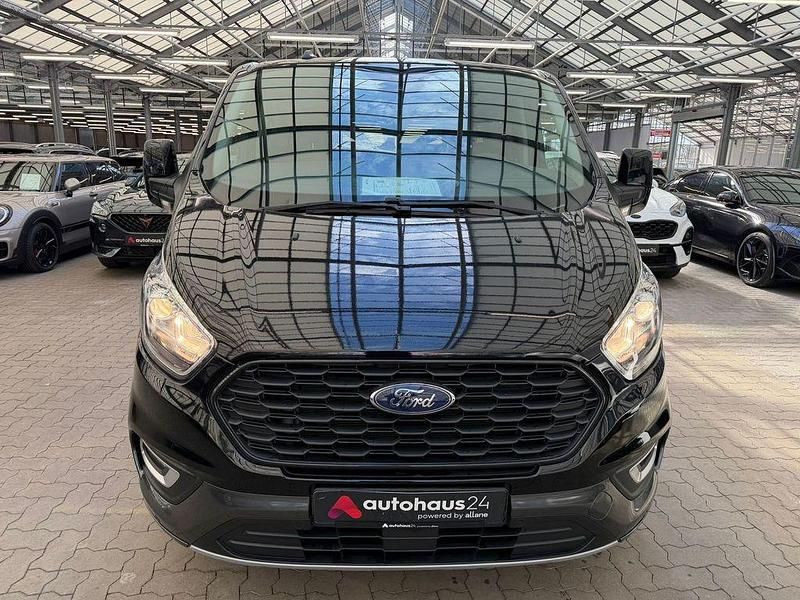 Gebraucht Ford Tourneo Active 150 PS (110 kW) 2023 Schwarz Van / Kleinbus