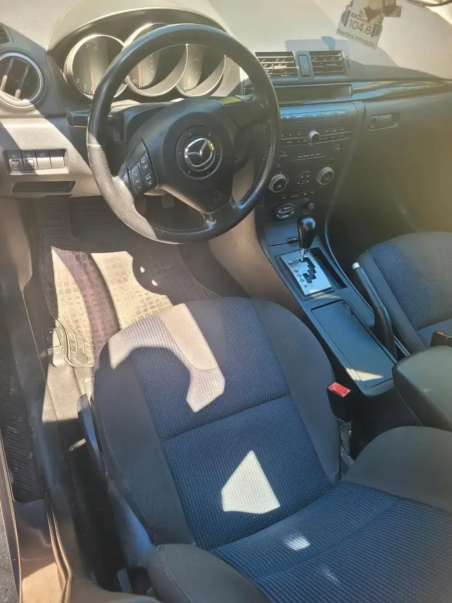 Używany Mazda 3 2003 Srebrny Hatchback