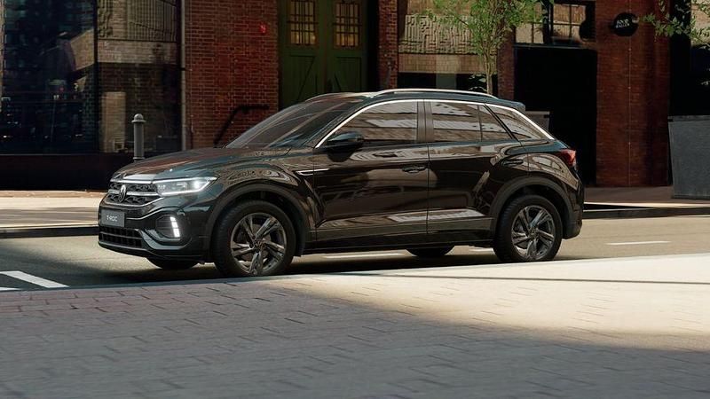 Gebraucht VW T-Roc R-line 150 PS (110 kW) 2025 Schwarz SUV