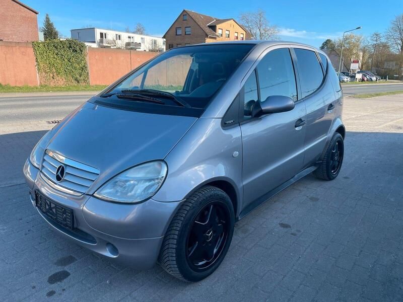 Grau Gebraucht 2001 Mercedes A190 Elegance Van / Kleinbus | 2.350 € (Etwas zu teuer) - Bild 1/4