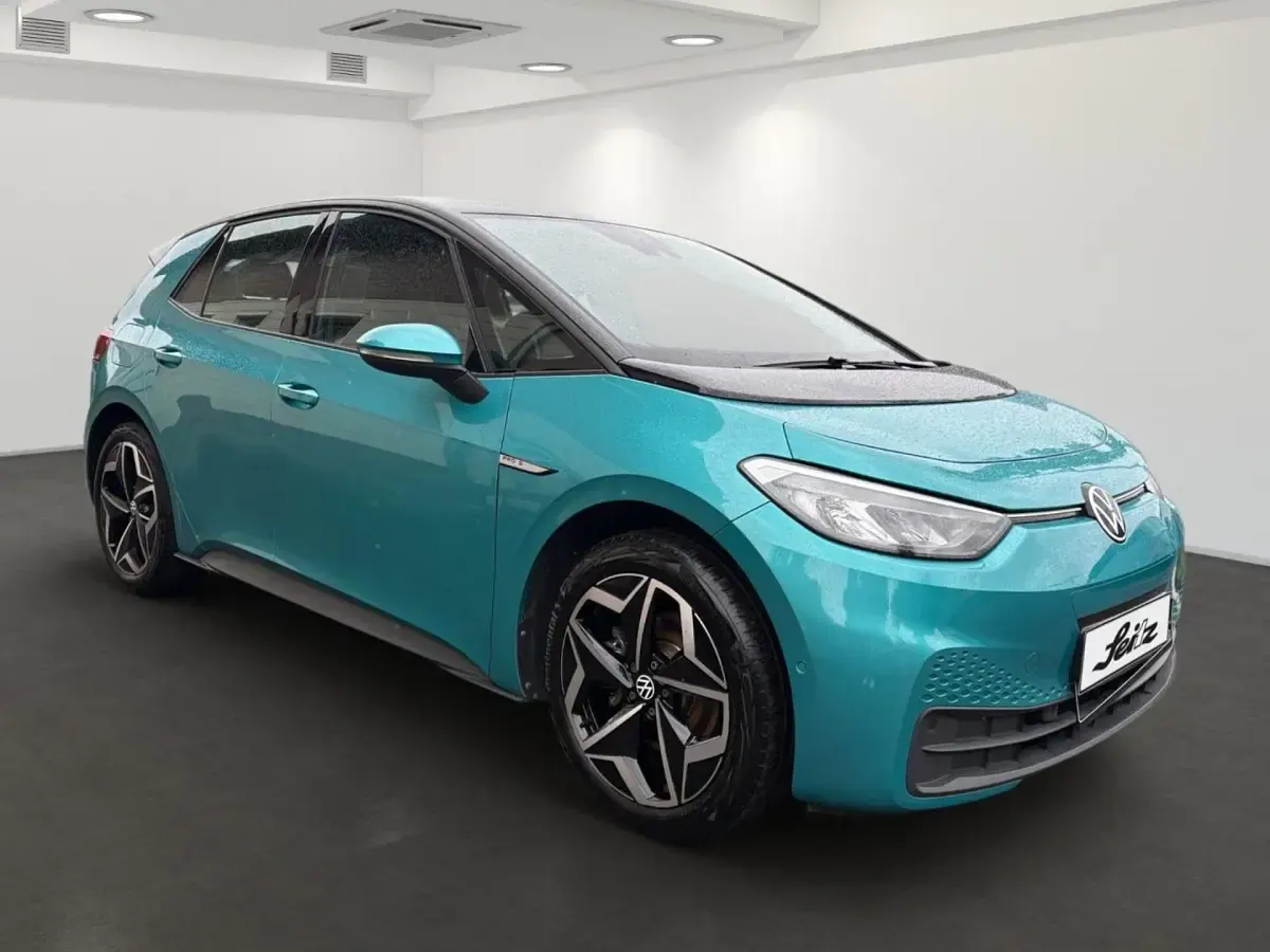 Gebraucht VW ID.3 Pro 150 kW (204 PS) 2022 Blau Kleinwagen