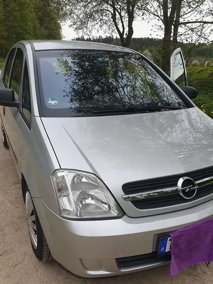 Gebraucht Opel Meriva Cosmo 101 PS (74 kW) 2004 Silber Van / Kleinbus
