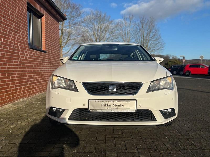Gebraucht Seat Leon Style 105 PS (77 kW) 2013 Weiß Limousine