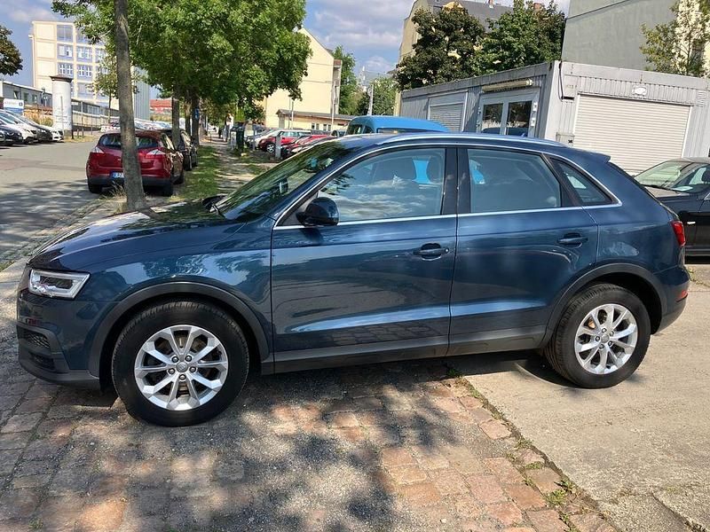 Gebraucht Audi Q3 Design 184 PS (135 kW) 2017 Blau SUV