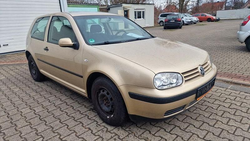 Gebraucht VW Golf IV 75 PS (55 kW) 2002 Gold Limousine