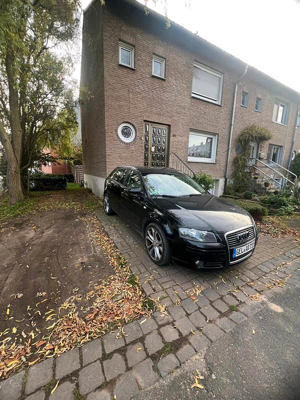 Schwarz Gebraucht 2007 Audi A3 Limousine | 2.000 € (Teuer) - Bild 1/4