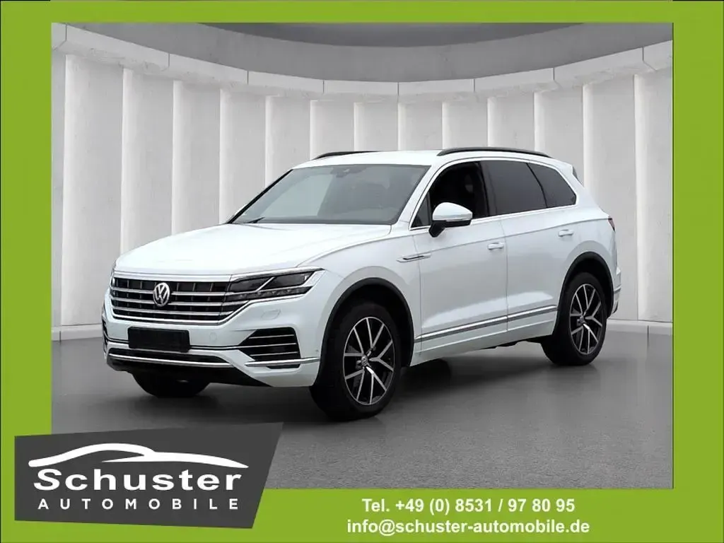 Używany VW Touareg Elegance 286 KM (210 kW) 2018 Biały SUV