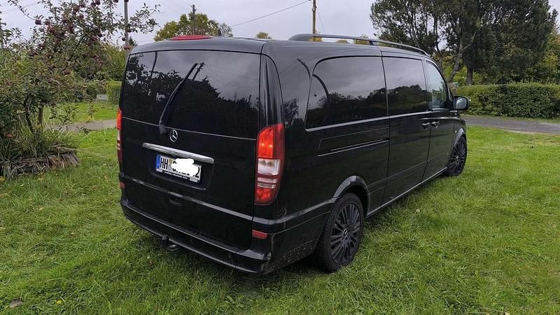Gebraucht Mercedes Viano 224 PS (164 kW) 2013 Schwarz Van / Kleinbus