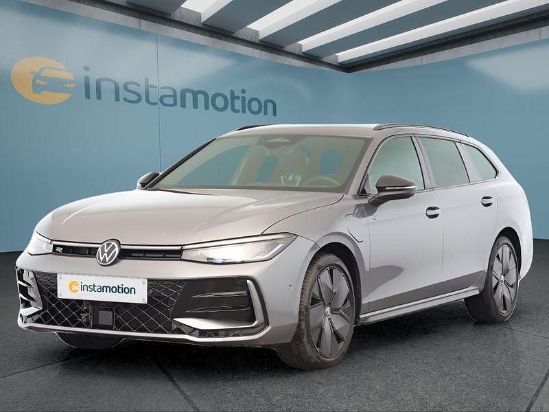 Grau Gebraucht 2025 VW Passat Kombi | 46.399 € (Guter Preis) - Bild 1/4