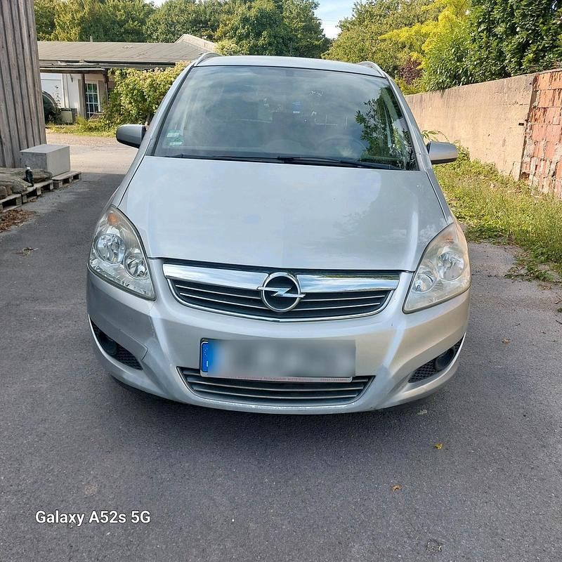 Silber Gebraucht 2008 Opel Zafira Van / Kleinbus | 1.000 € (Superpreis) - Bild 1/4