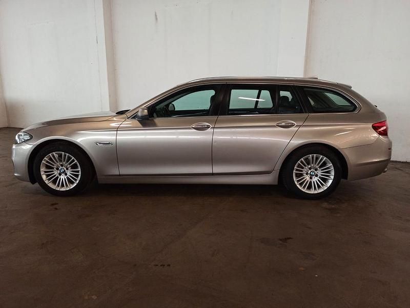 Gebraucht BMW 525 218 PS (160 kW) 2014 Silber Kombi