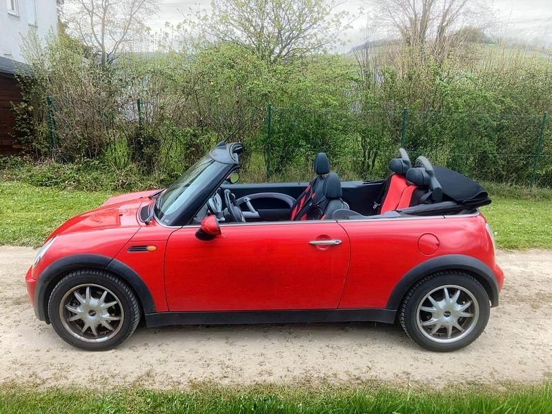 Gebraucht Mini Cooper Cabriolet 116 PS (85 kW) 2008 Rot Cabrio
