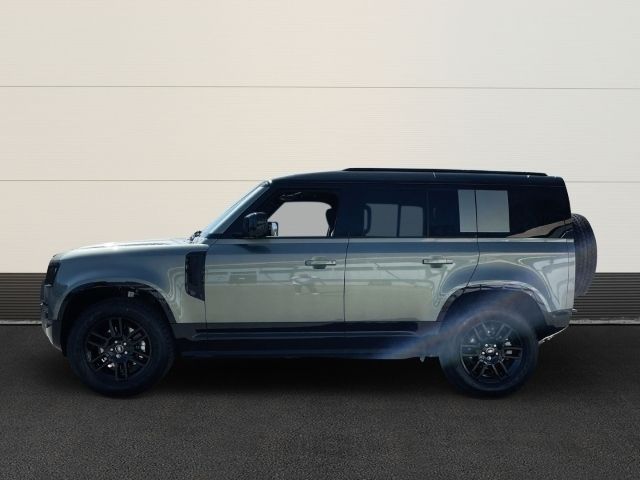 Neu Land Rover Defender SE Dynamic 249 PS (183 kW) 2025 Pangea green SUV