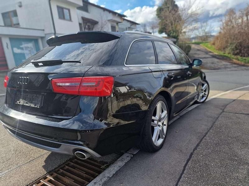Schwarz Gebraucht 2012 Audi A6 Kombi | 9.300 € (Guter Preis) - Bild 1/4