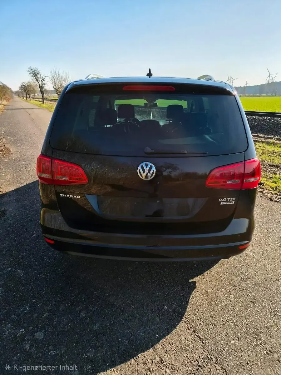 Gebraucht VW Sharan 177 PS (130 kW) 2015 Schwarz Van / Kleinbus