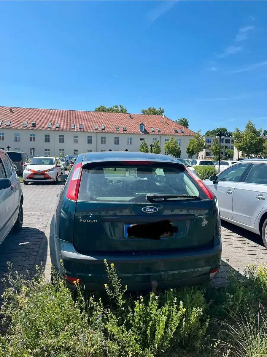 Gebraucht Ford Focus 100 PS (73 kW) 2006 Grün Limousine