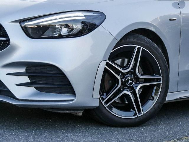 Gebraucht Mercedes B200 AMG line 150 PS (110 kW) 2020 Van / Kleinbus