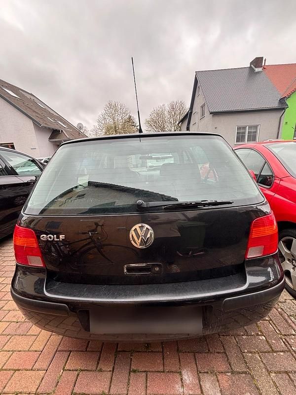 Gebraucht VW Golf IV 75 PS (55 kW) 2001 Schwarz Kleinwagen