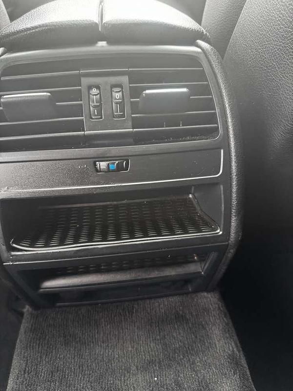 Second-hand BMW 730L 245 CP (180 kW) 2012 Berlinǎ