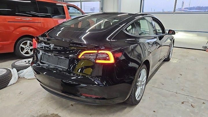 Gebraucht Tesla Model 3 RWD 239 kW (325 PS) 2022 Schwarz Limousine