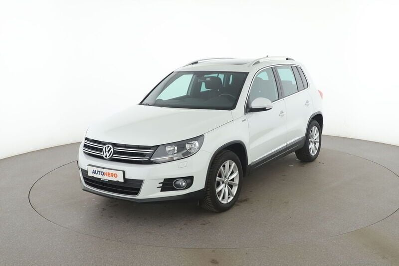 Weiß Gebraucht 2015 VW Tiguan LOUNGE SUV | 17.690 € (Fairer Preis) - Bild 1/4