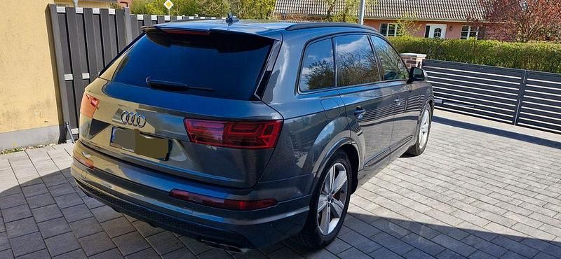 Gebraucht Audi SQ7 Sport 435 PS (319 kW) 2018 Grau SUV
