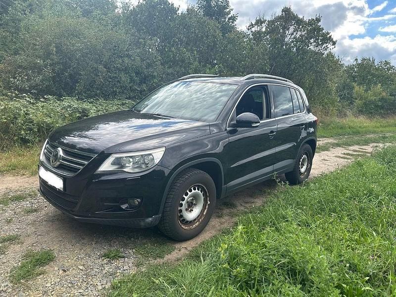 Schwarz Gebraucht 2007 VW Tiguan Sportline SUV | 7.000 € (Teuer) - Bild 1/4