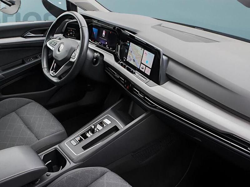 Gebraucht VW Golf VIII 150 PS (110 kW) 2022 Blau Kombi