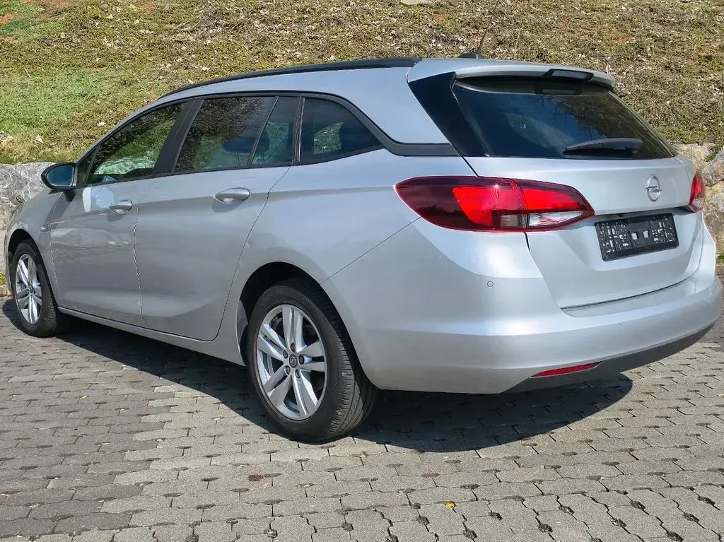 Gebraucht Opel Astra 122 PS (89 kW) 2021 Silber Kombi